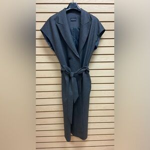 NEW HIGH FASHION AWESOME WOMEN SLEEVELESS LONG COAT SIZE 12-14